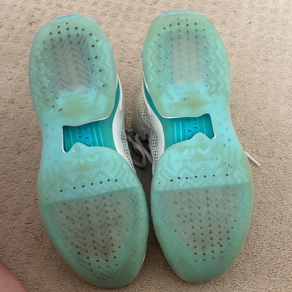 Nike GT Jump Basketball in Vivid Sky Gently Used - Men’s 10.5/Womens 12 - Picture 8 of 11